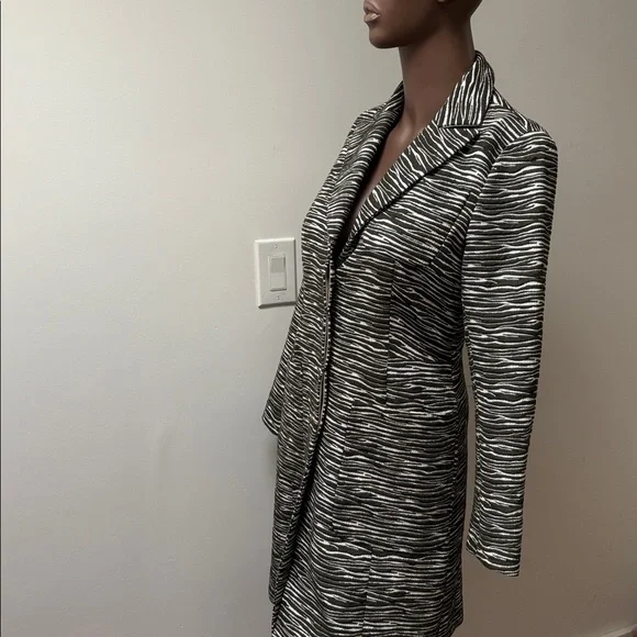 Judith and Charles long zebra striped coat jacket green white collar size 4 - Picture 6 of 15